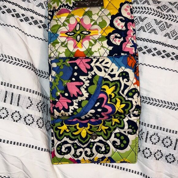 Vera Bradley Quilted Trifold Wallet – Colorful Floral Print - Picture 3 of 3